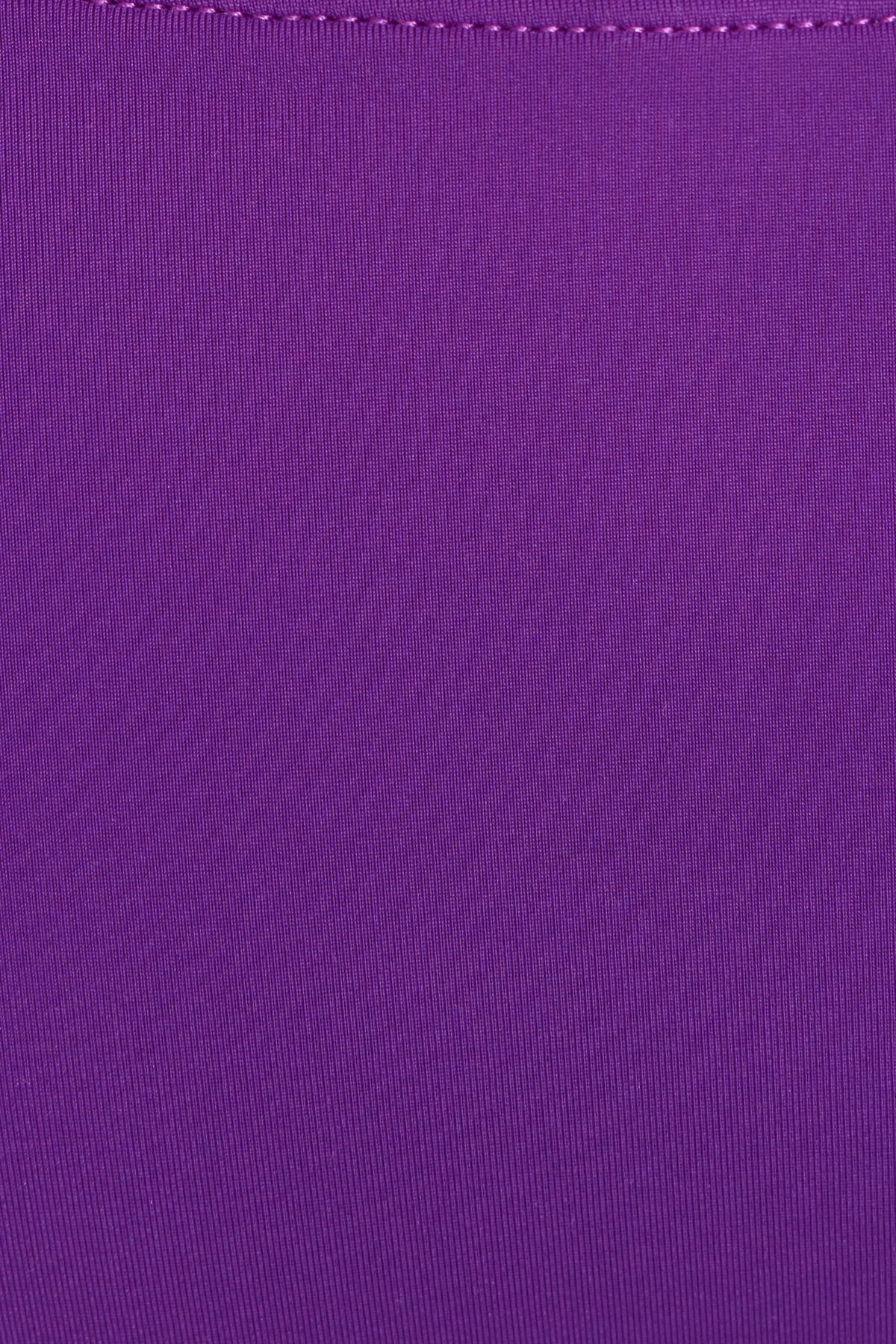 100071977_84D_alt3_1920x2880