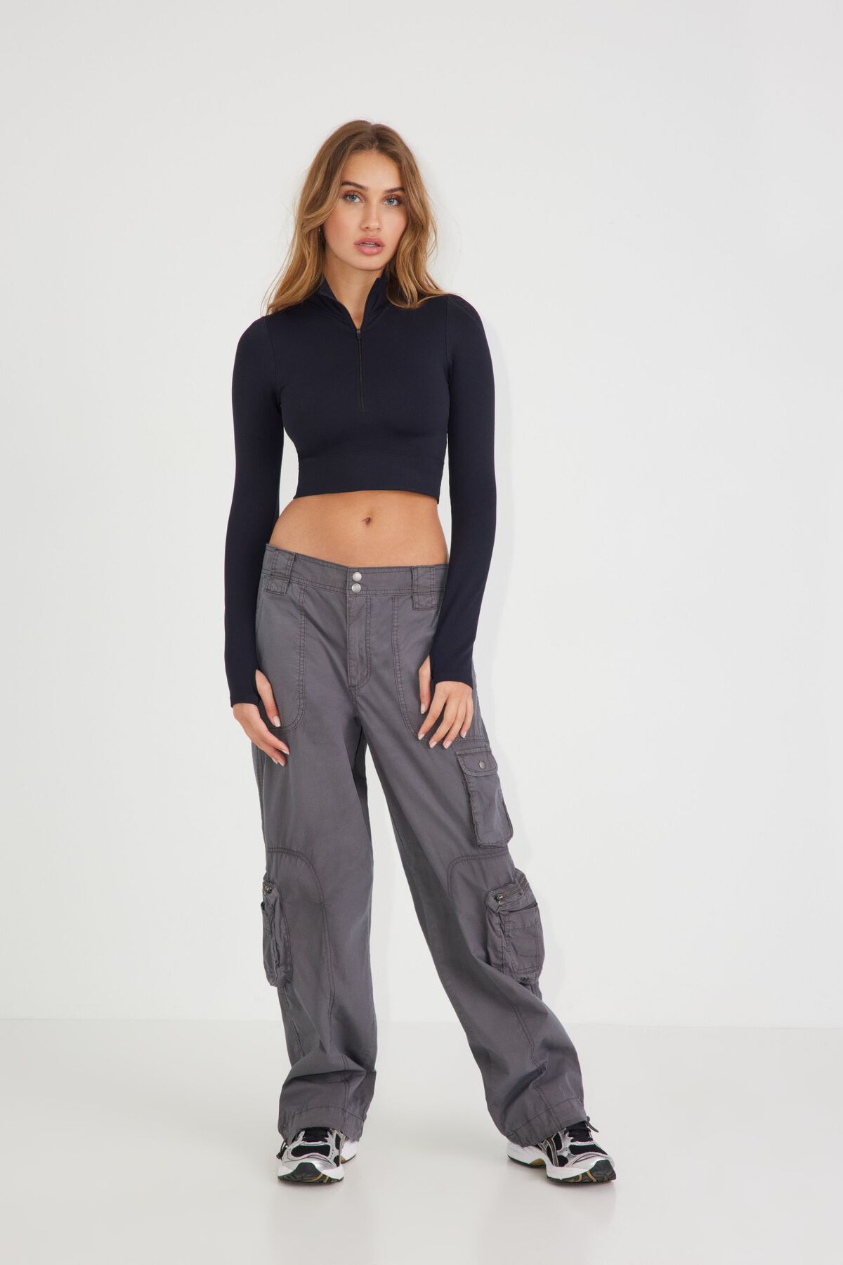 100079378_5GK_1920x2880-2