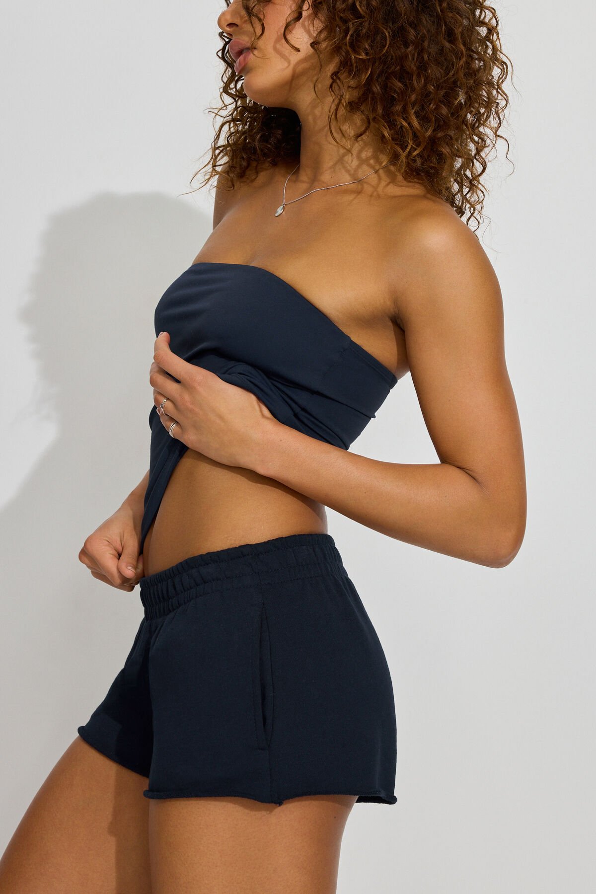 100080323_06G_1920x2880-7