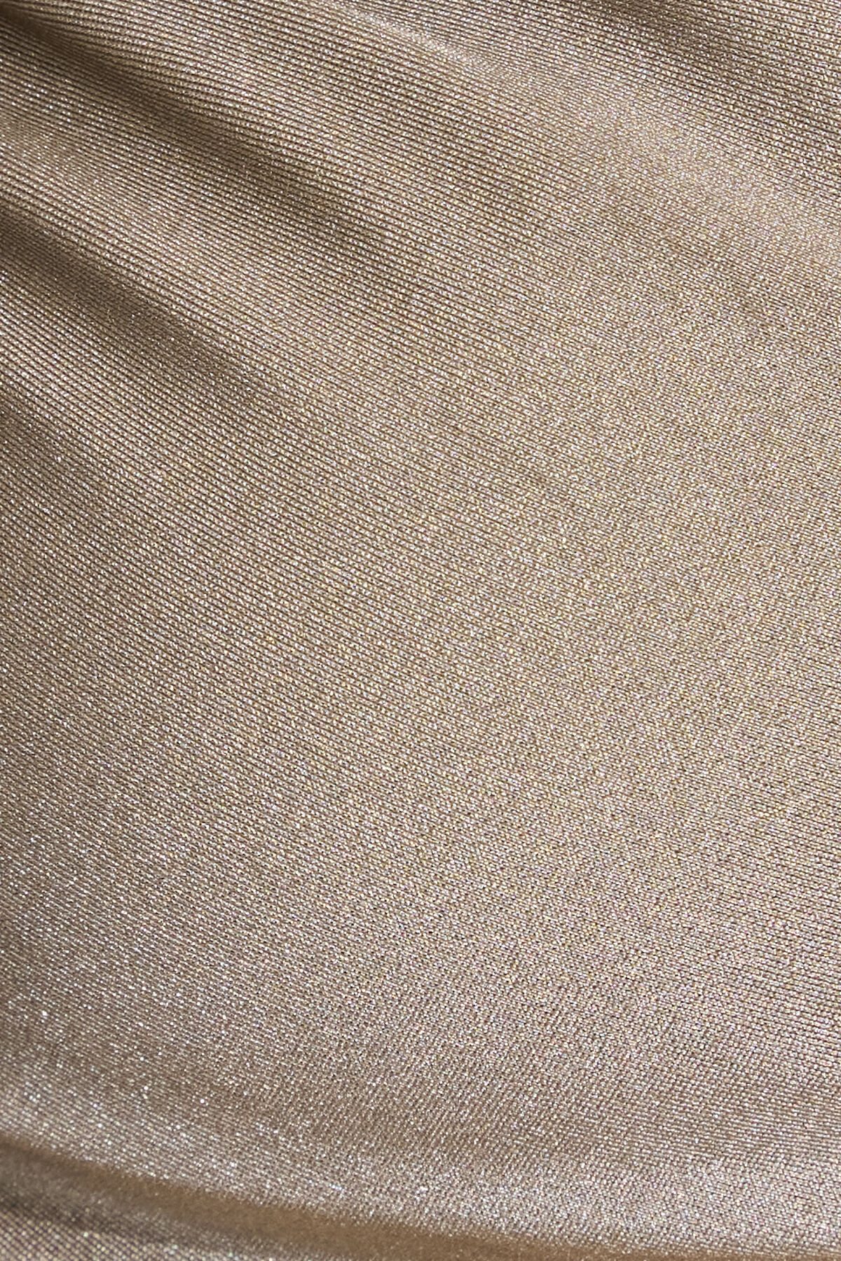 100082000_6HP_alt3_1920x2880-1