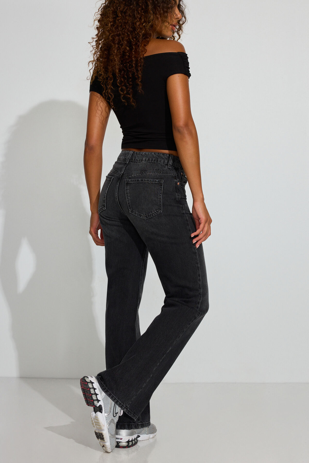 100084133_07Q_alt2_1920x2880