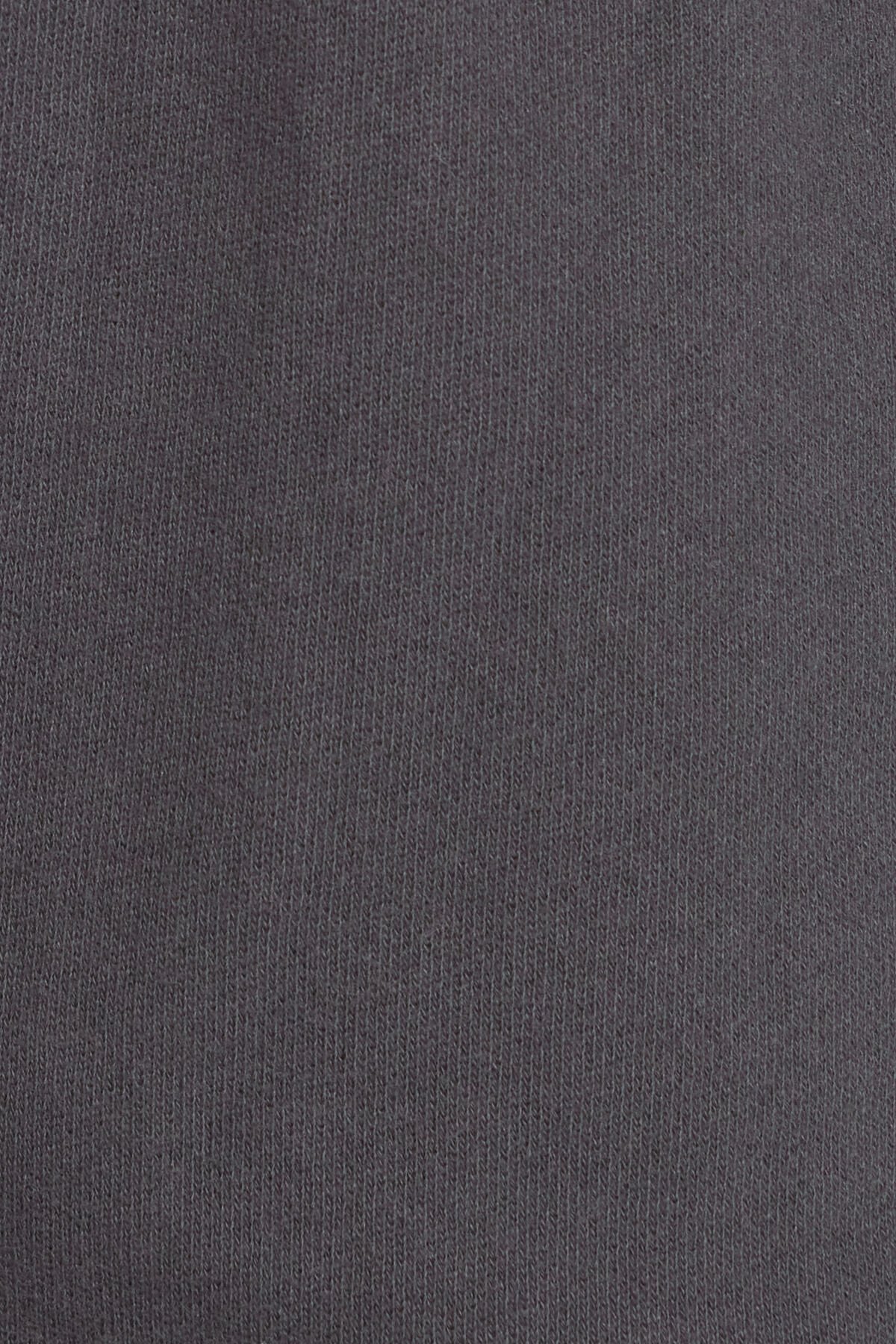 100084371_5GK_alt3_1920x2880-3