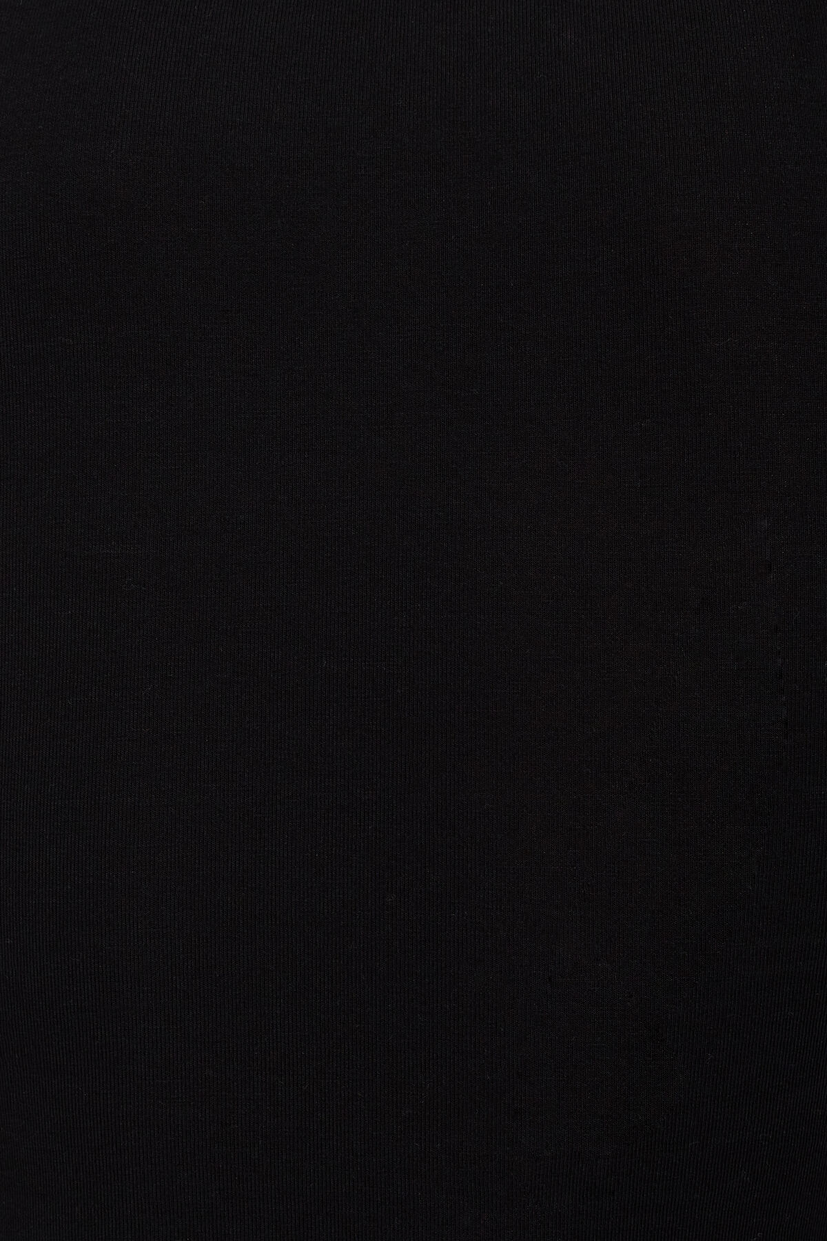 100084705_06V_alt4_1920x2880-5