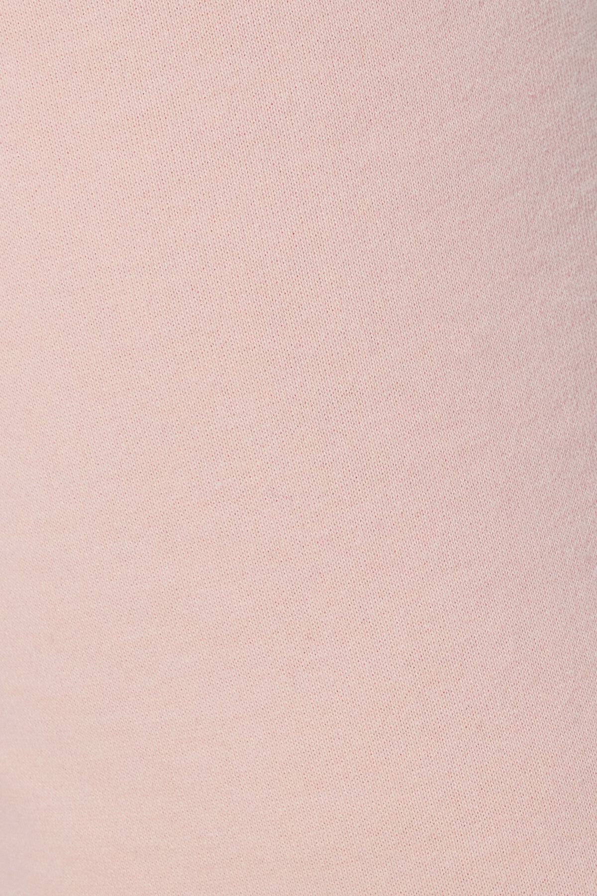 100086871_6NE_alt3_1920x2880-2