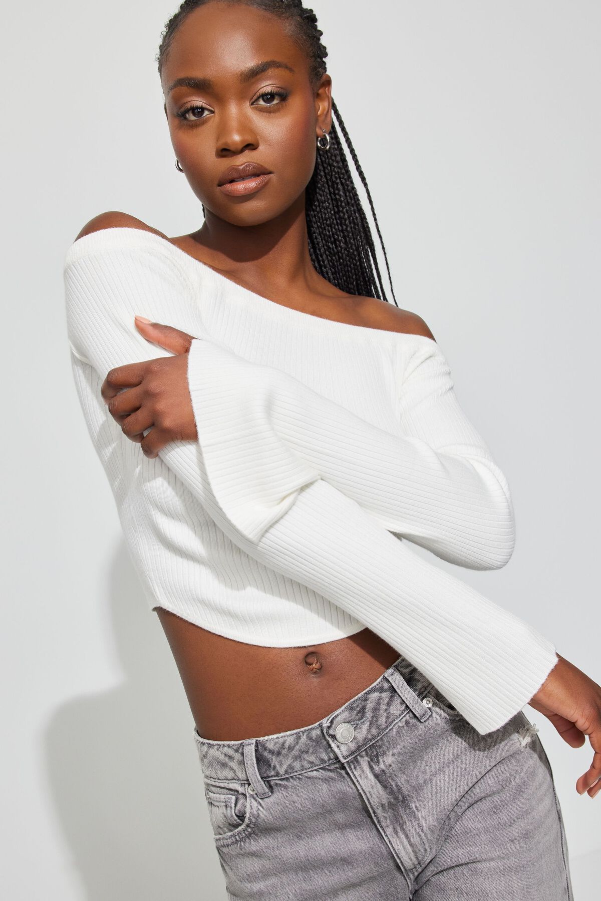 100087026_03G_1920x2880-1