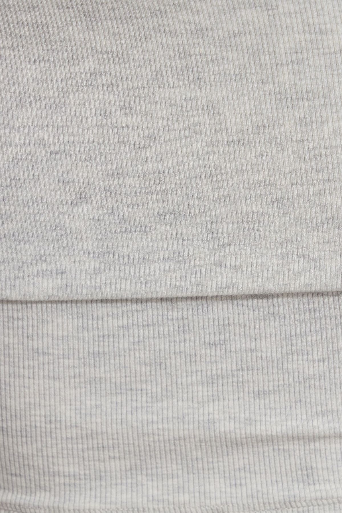 100087299_69I_alt4_1920x2880