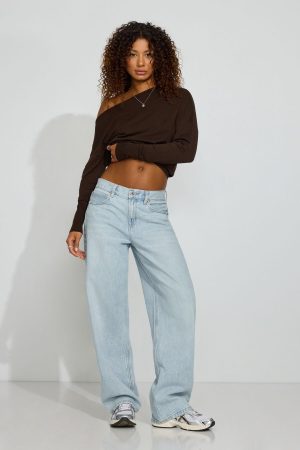 Low Rise Baggy Jeans