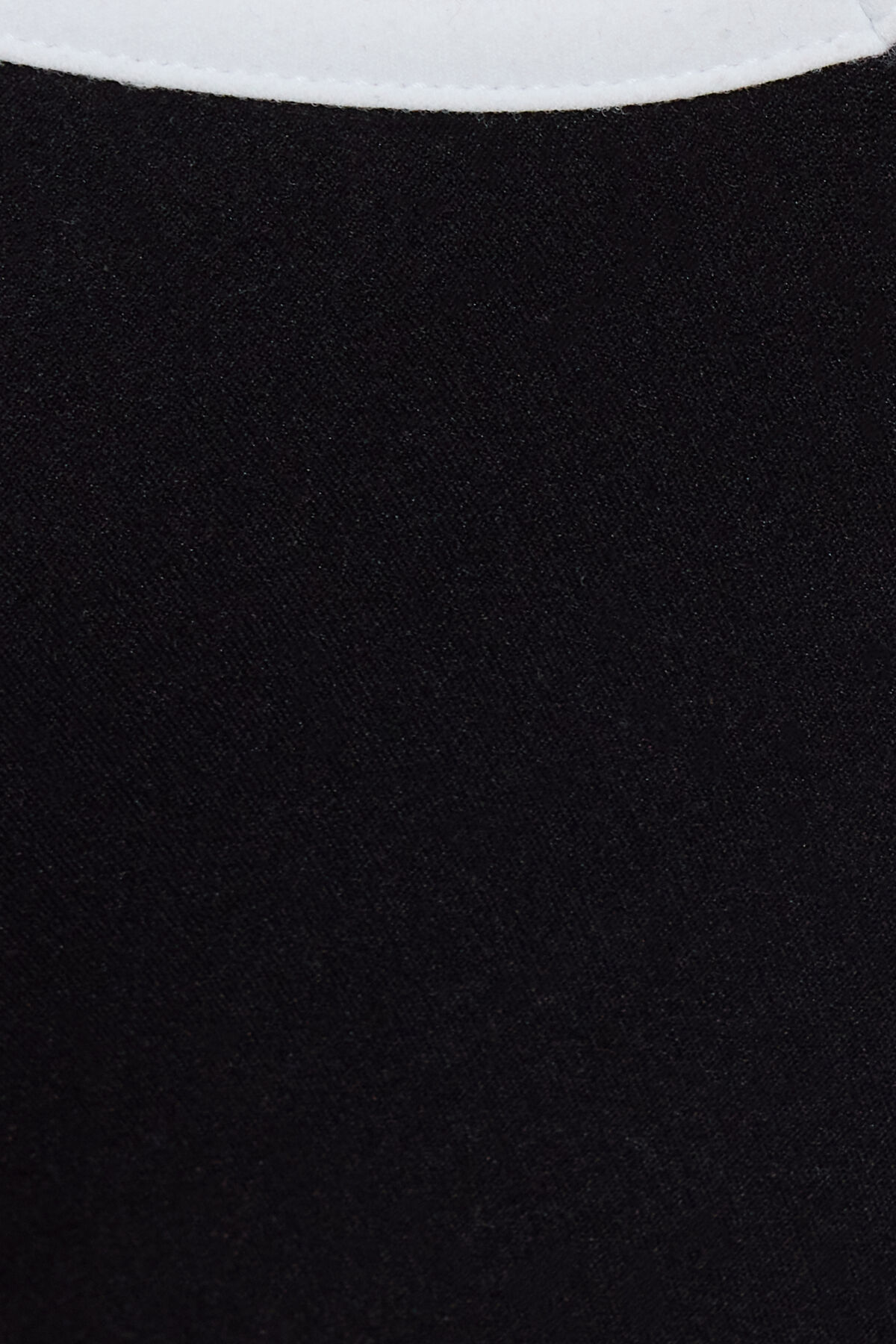 100090427_83U_alt5_1920x2880-2