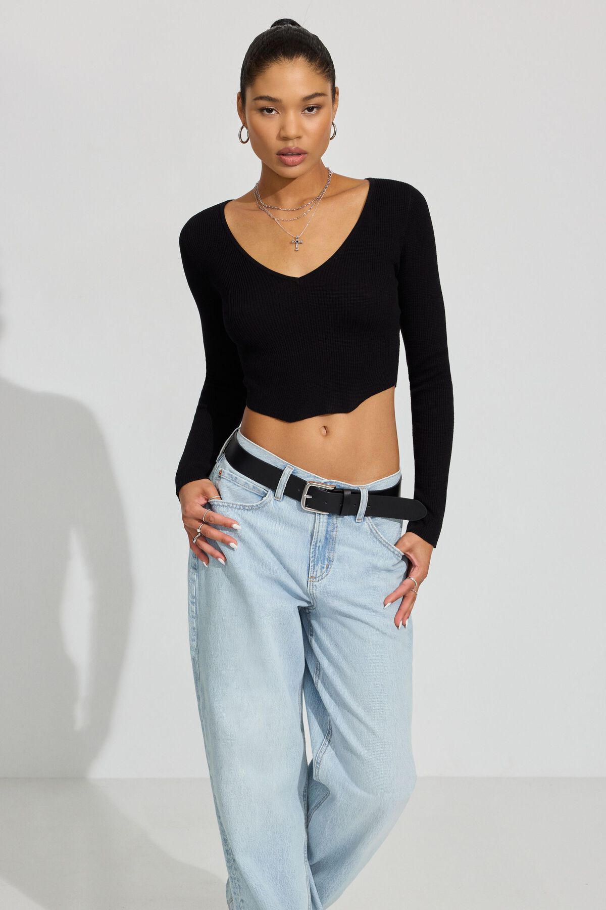 100091379_06V_1920x2880-2