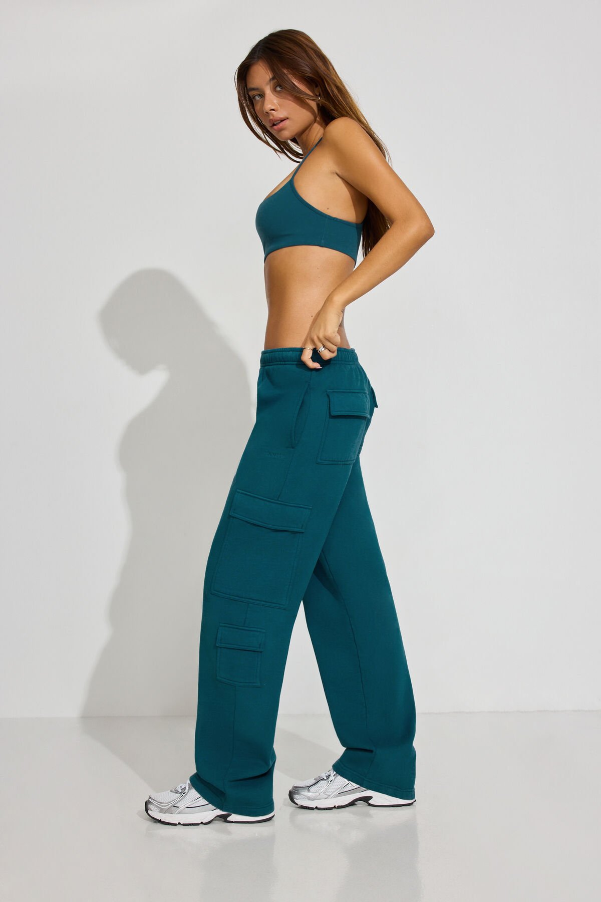 100091918_8I2_alt2_1920x2880-8