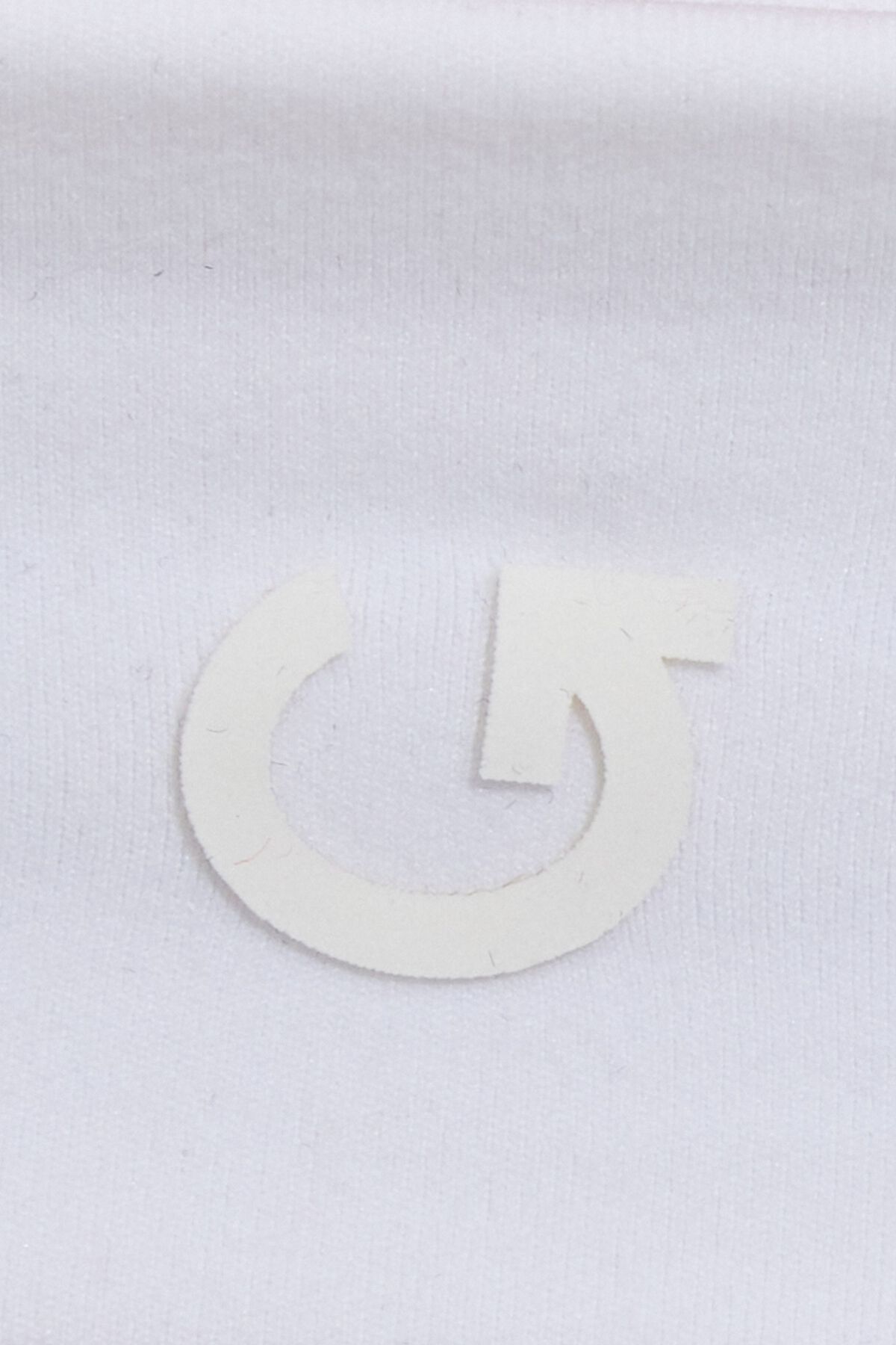 100091985_04N_alt4_1920x2880-1