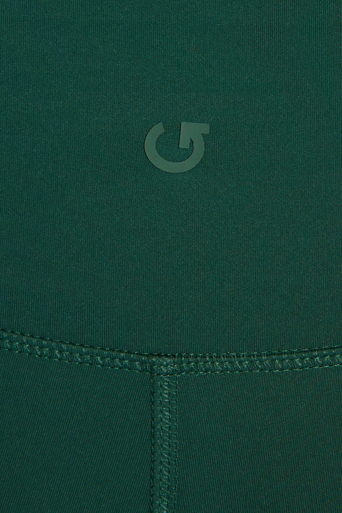 100091996_7N6_alt4_1920x2880