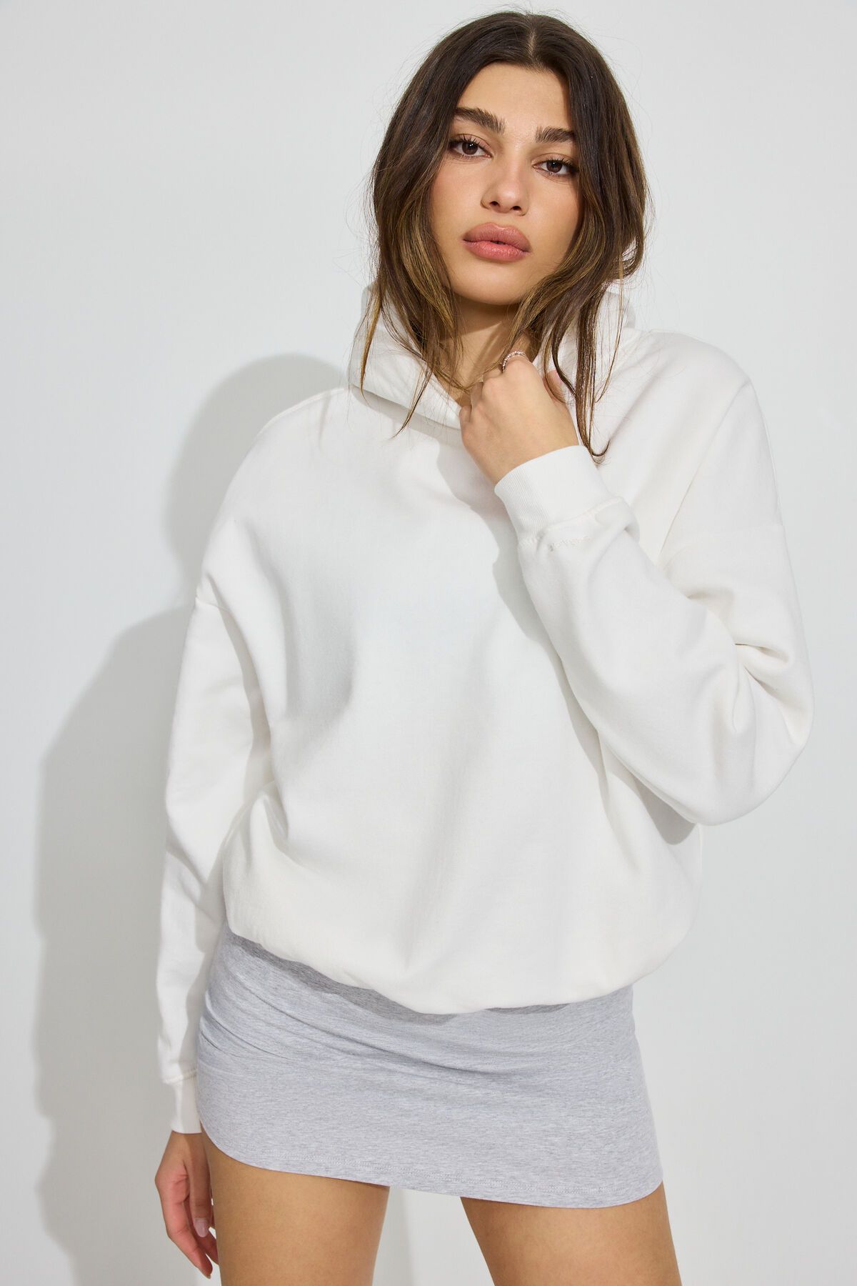 100092201_03G_1920x2880-2