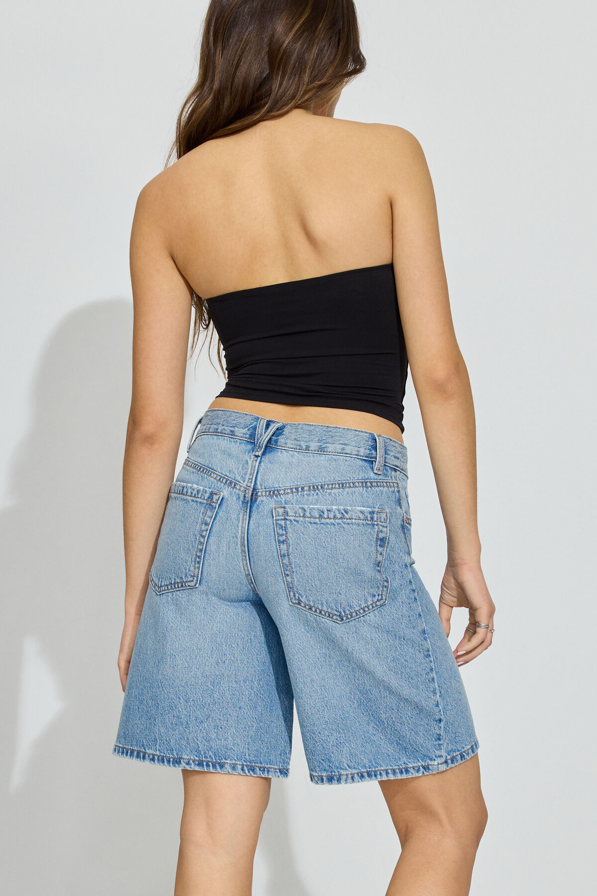 100092437_07J_alt3_1920x2880-2