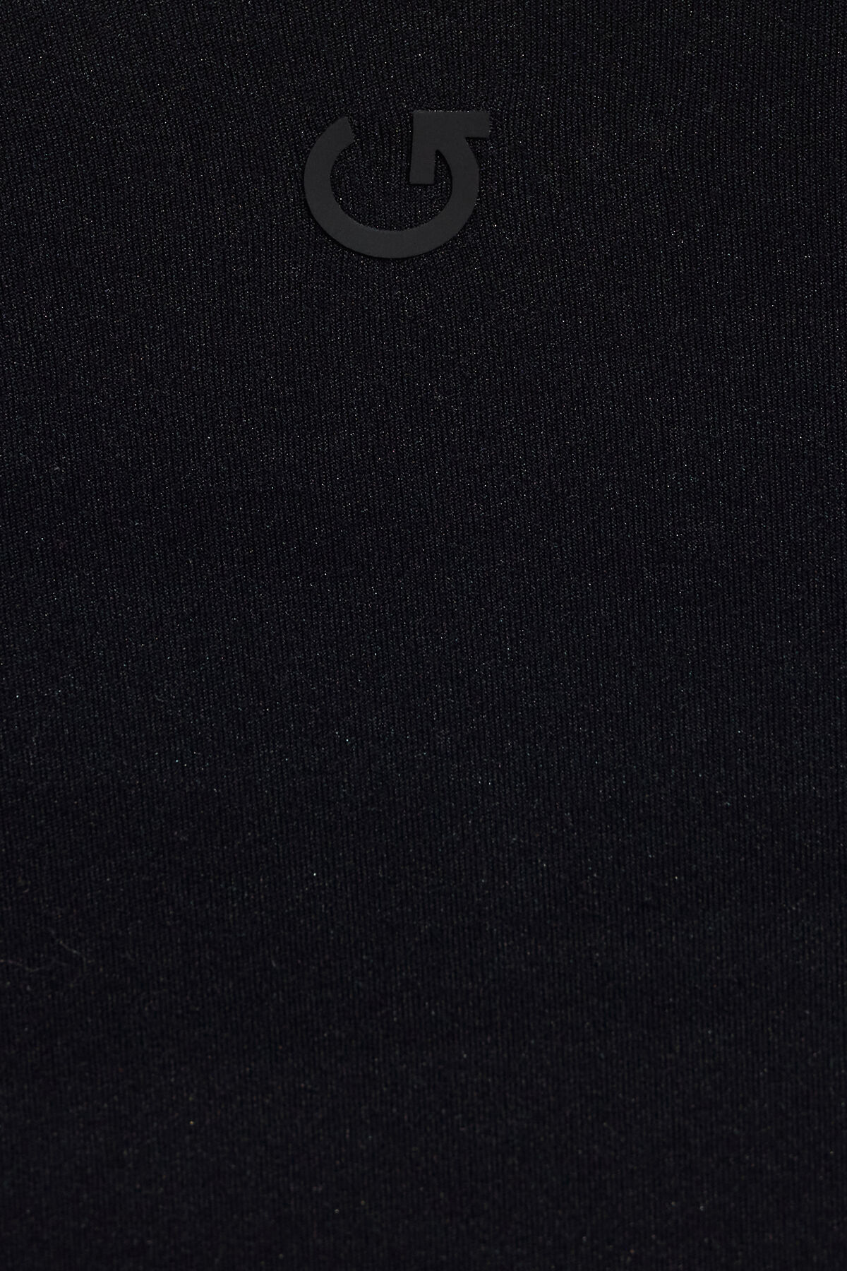 100092552_06V_alt4_1920x2880-1