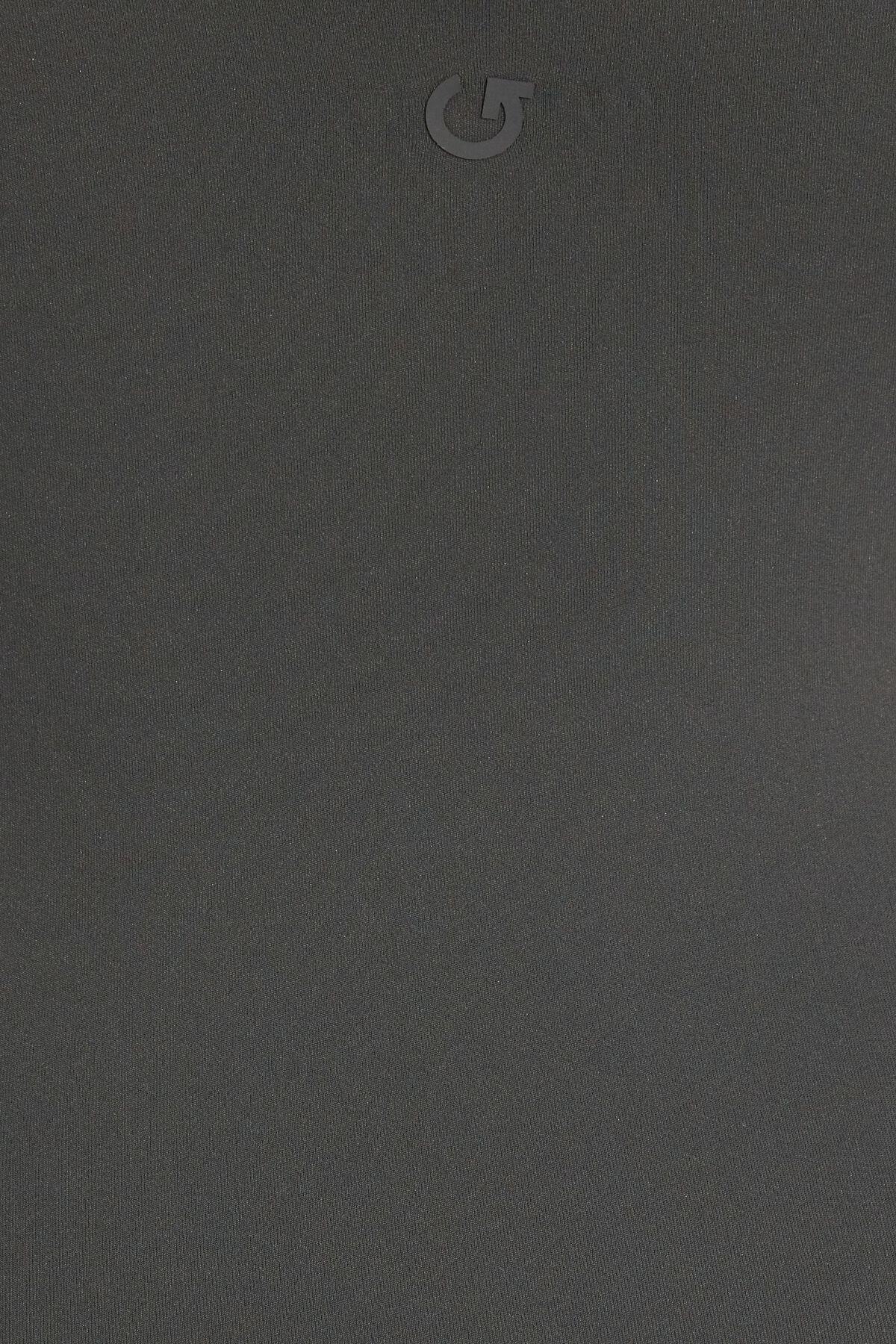 100092552_5GK_alt4_1920x2880