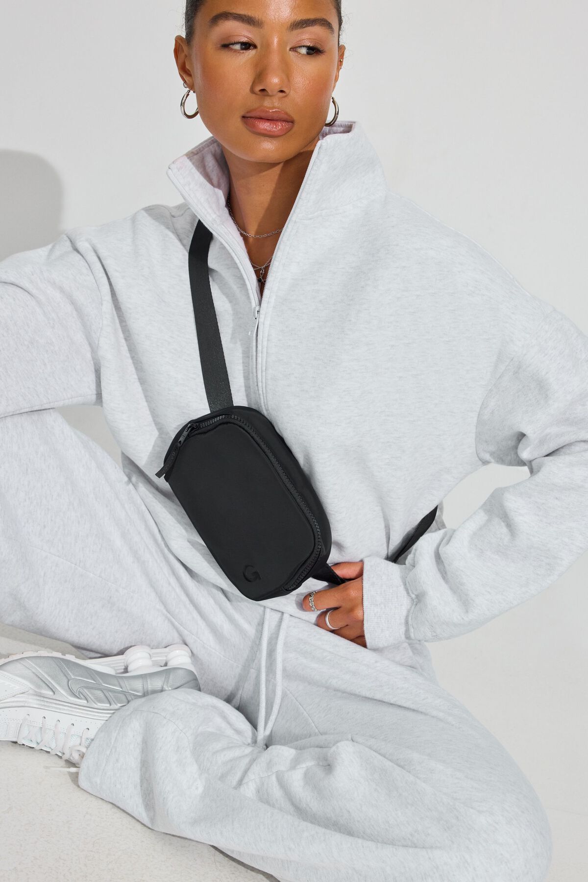 100093036_06V_1920x2880