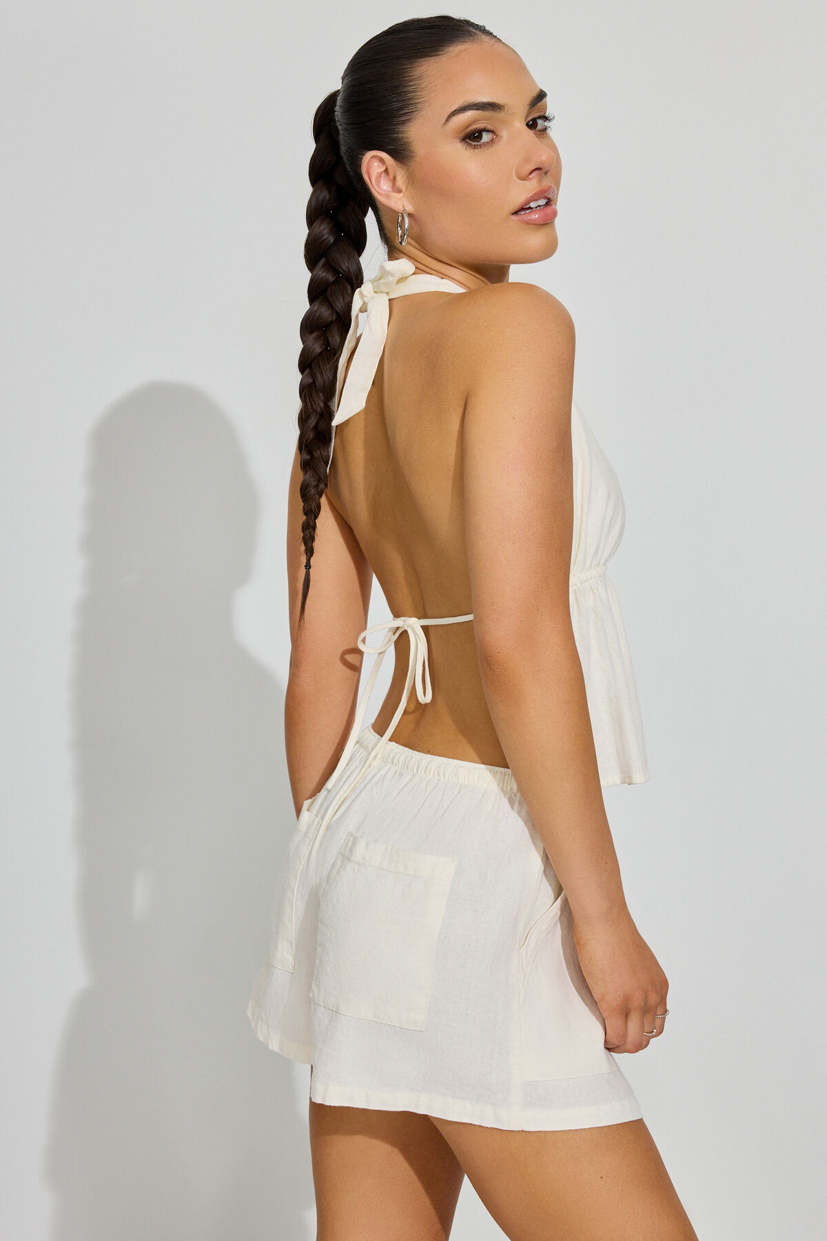 100093220_03G_alt1_1920x2880