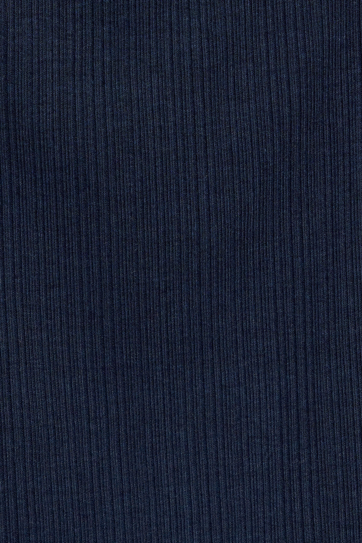 100093663_06G_alt4_1920x2880-1