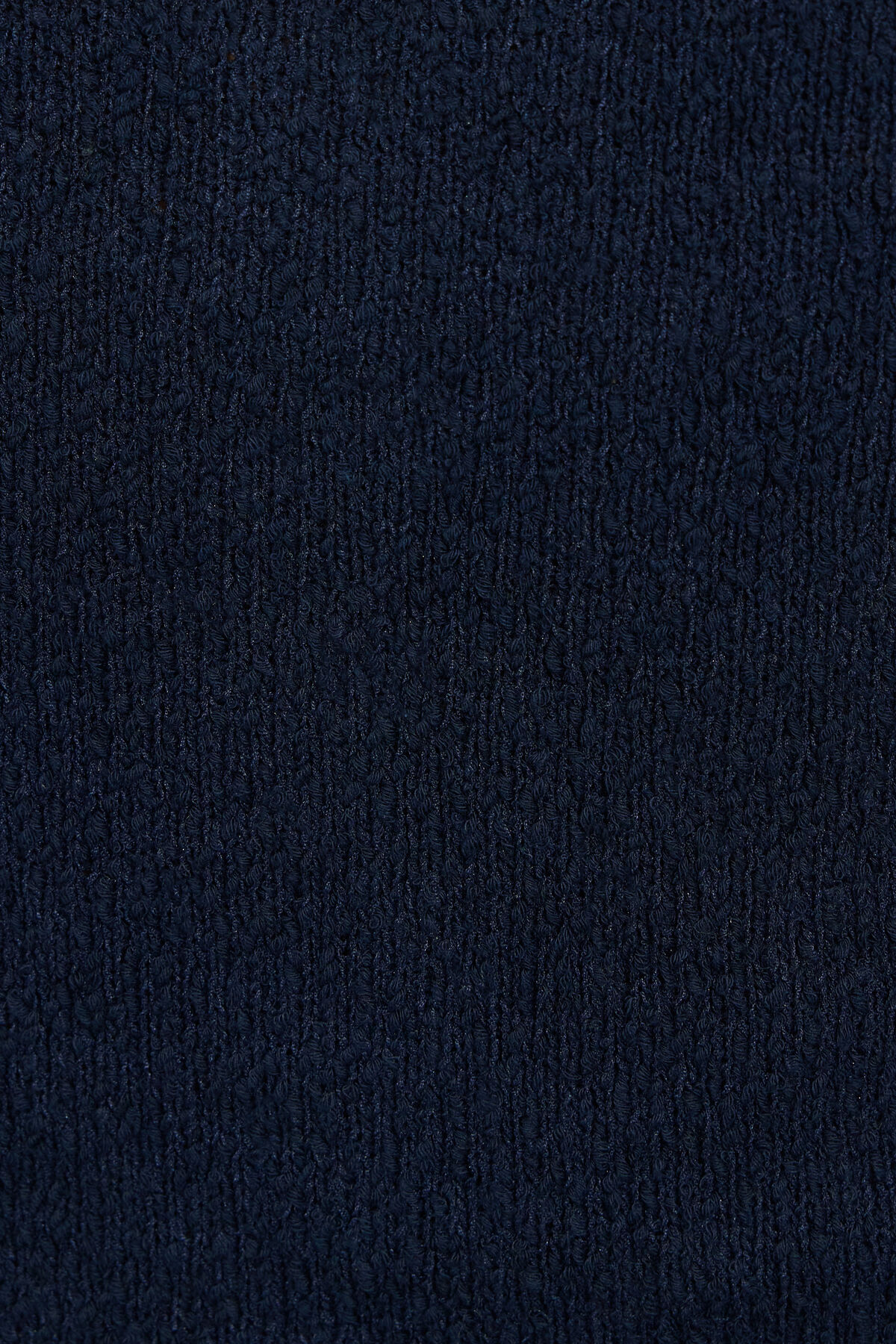 100094617_06G_alt3_1920x2880