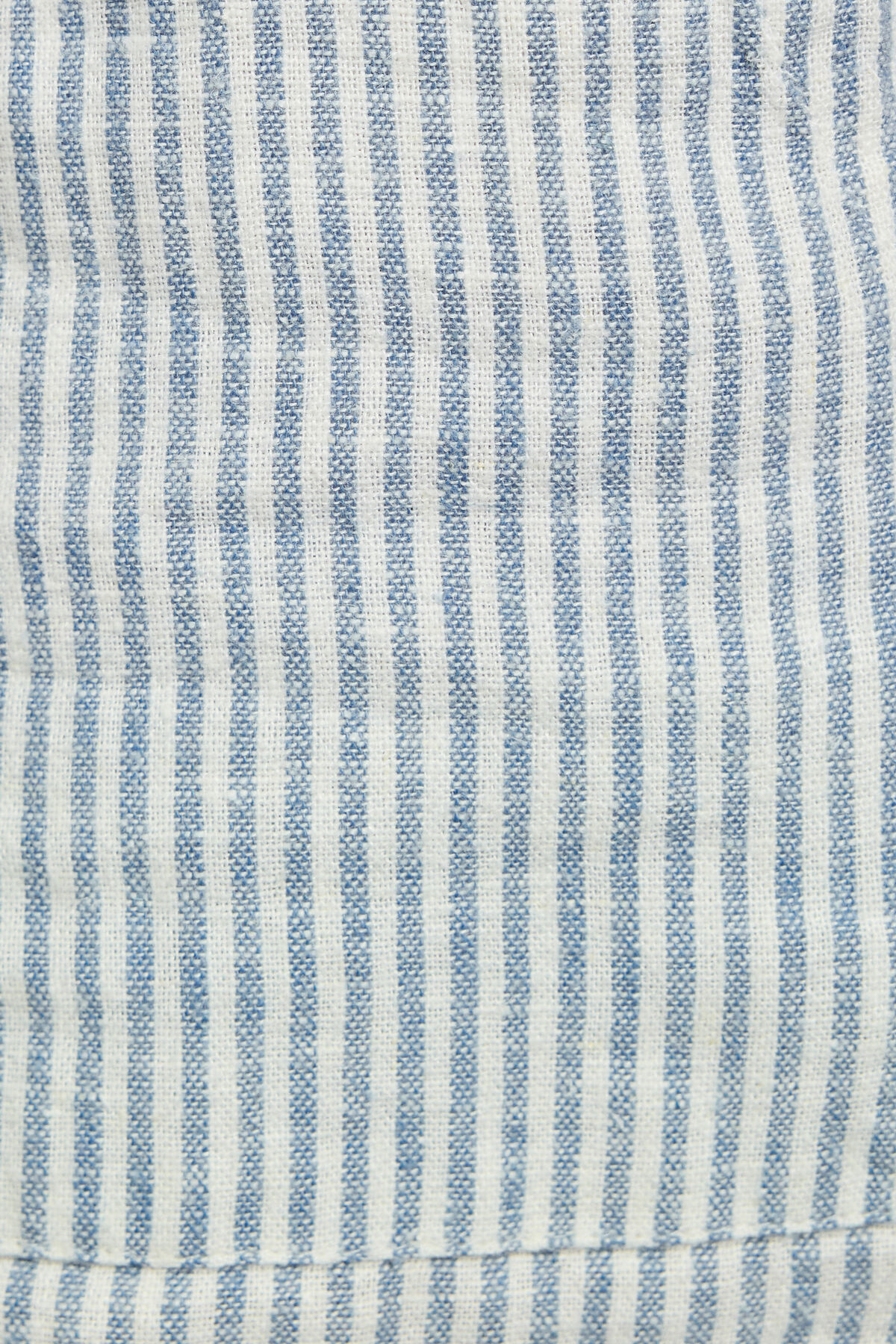 100095367_7VP_alt3_1920x2880