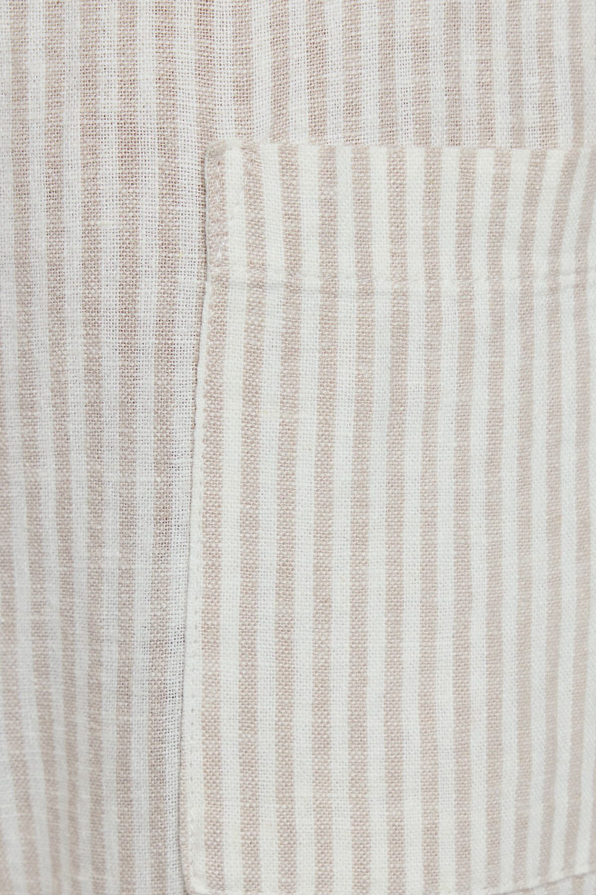 100095369_80L_alt4_1920x2880