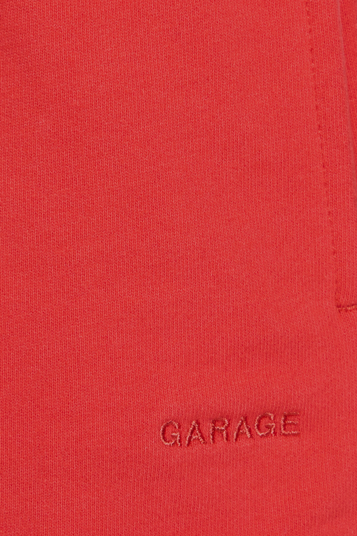 100096128_47M_alt3_1920x2880-5