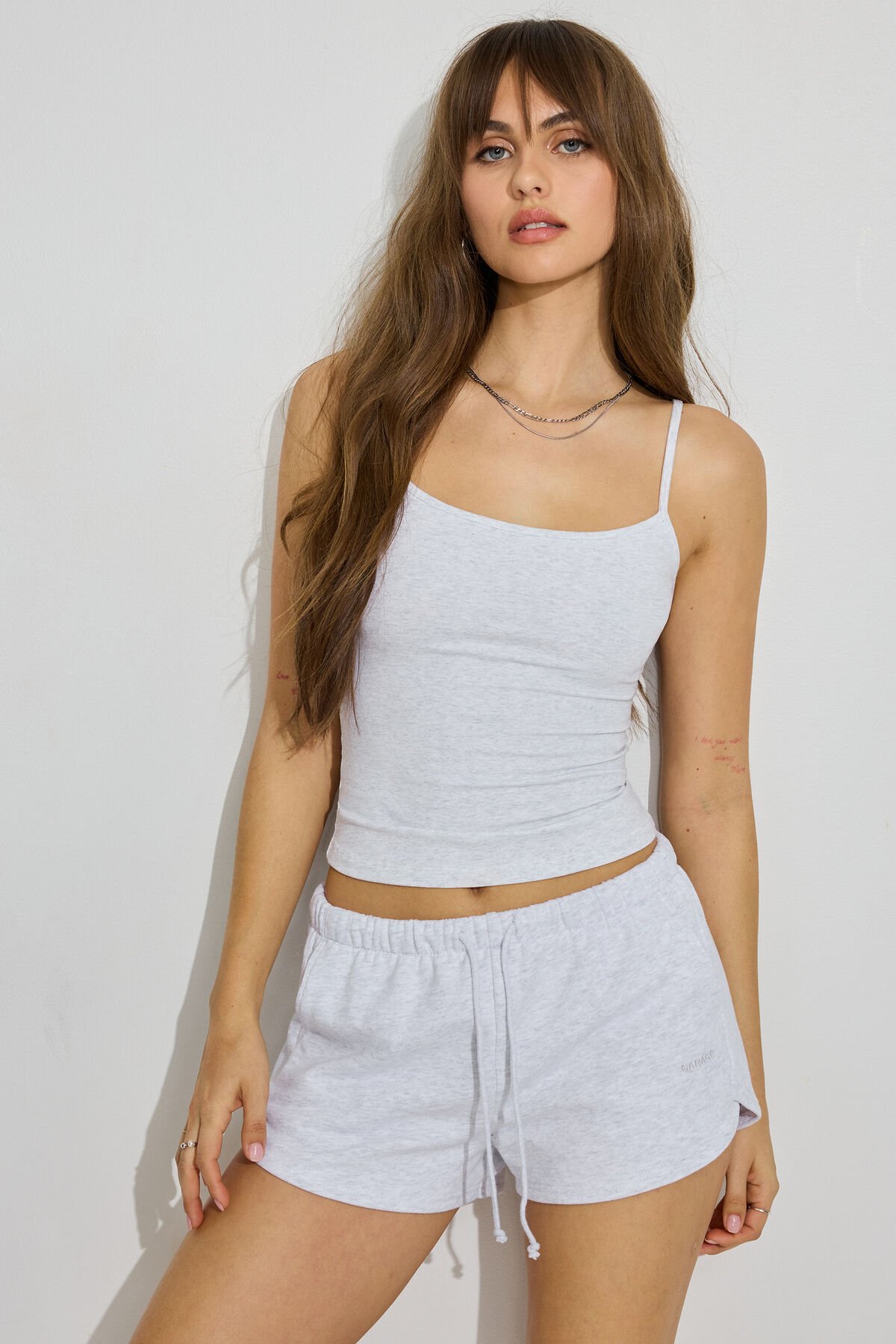 100096961_18X_1920x2880-1