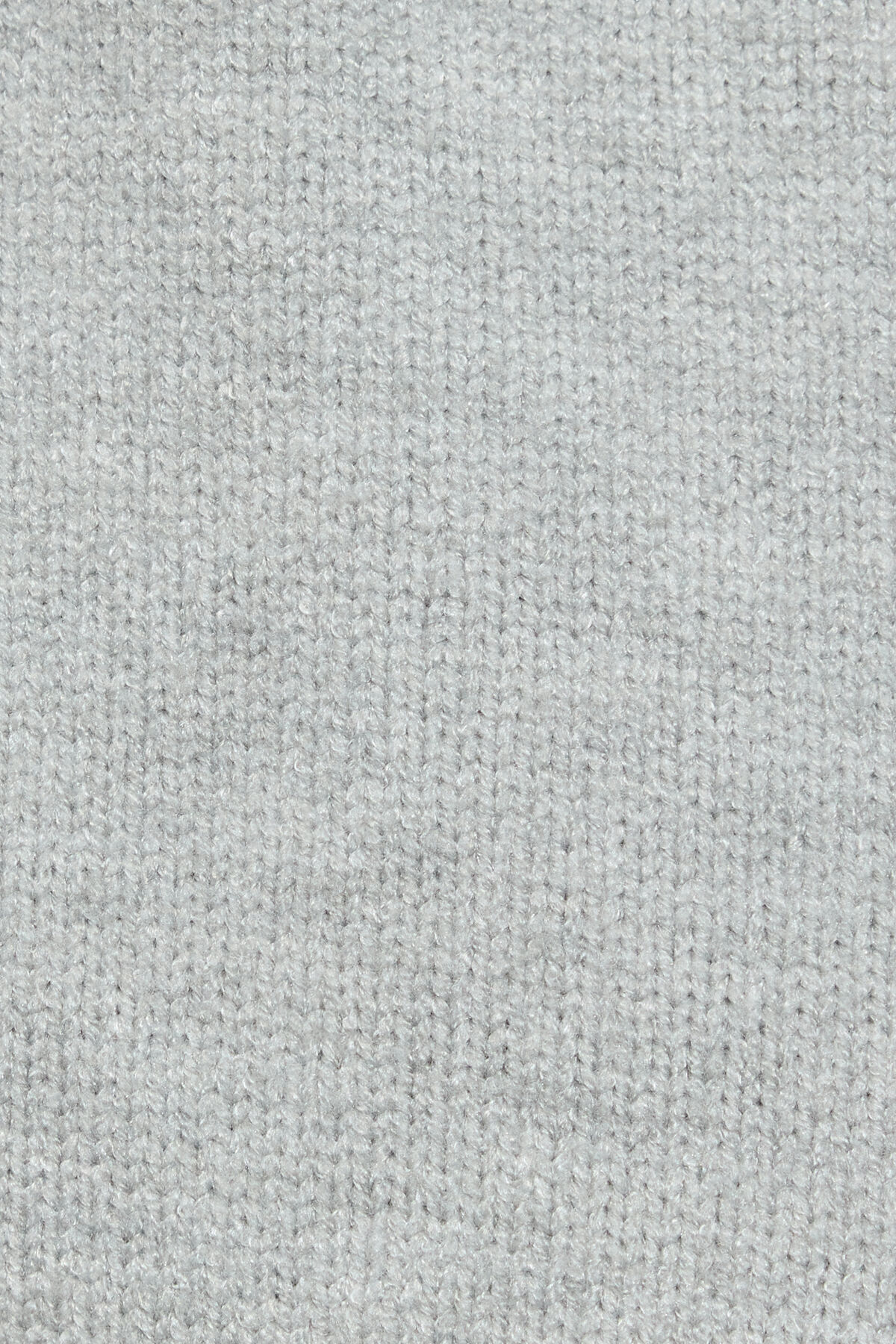 100097867_18X_alt3_1920x2880-1