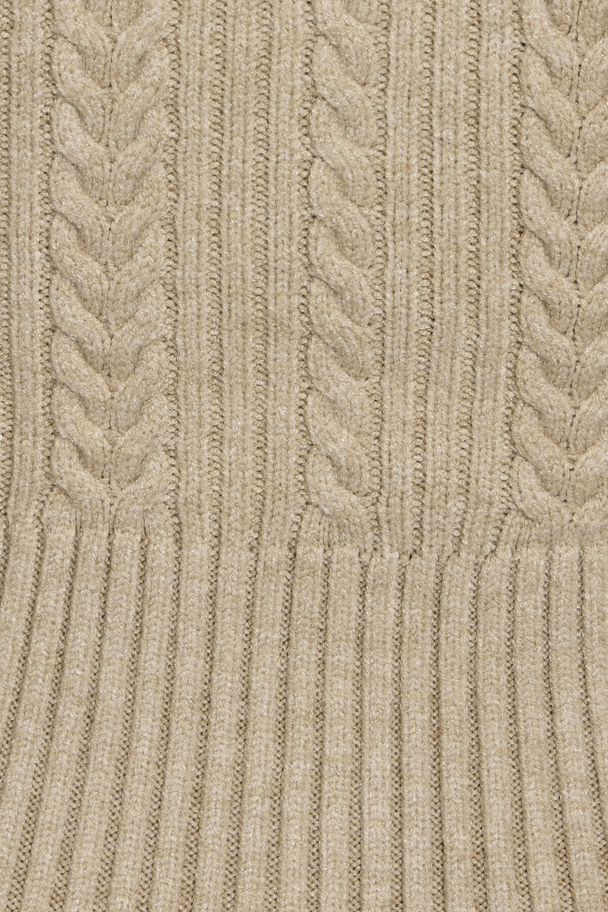 100097879_8HR_alt3_1920x2880