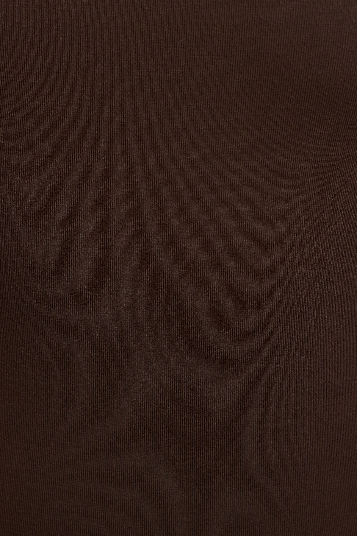 100099840_4DD_alt3_1920x2880-3