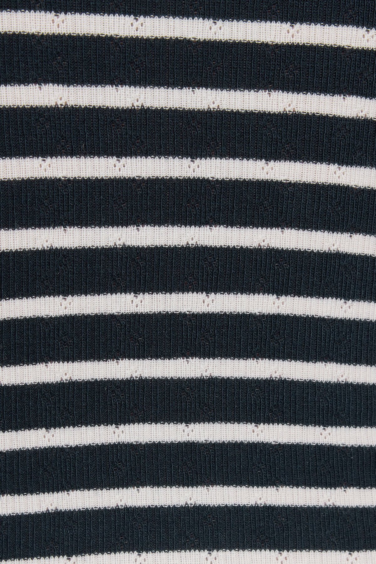 100099849_8E8_alt4_1920x2880-3