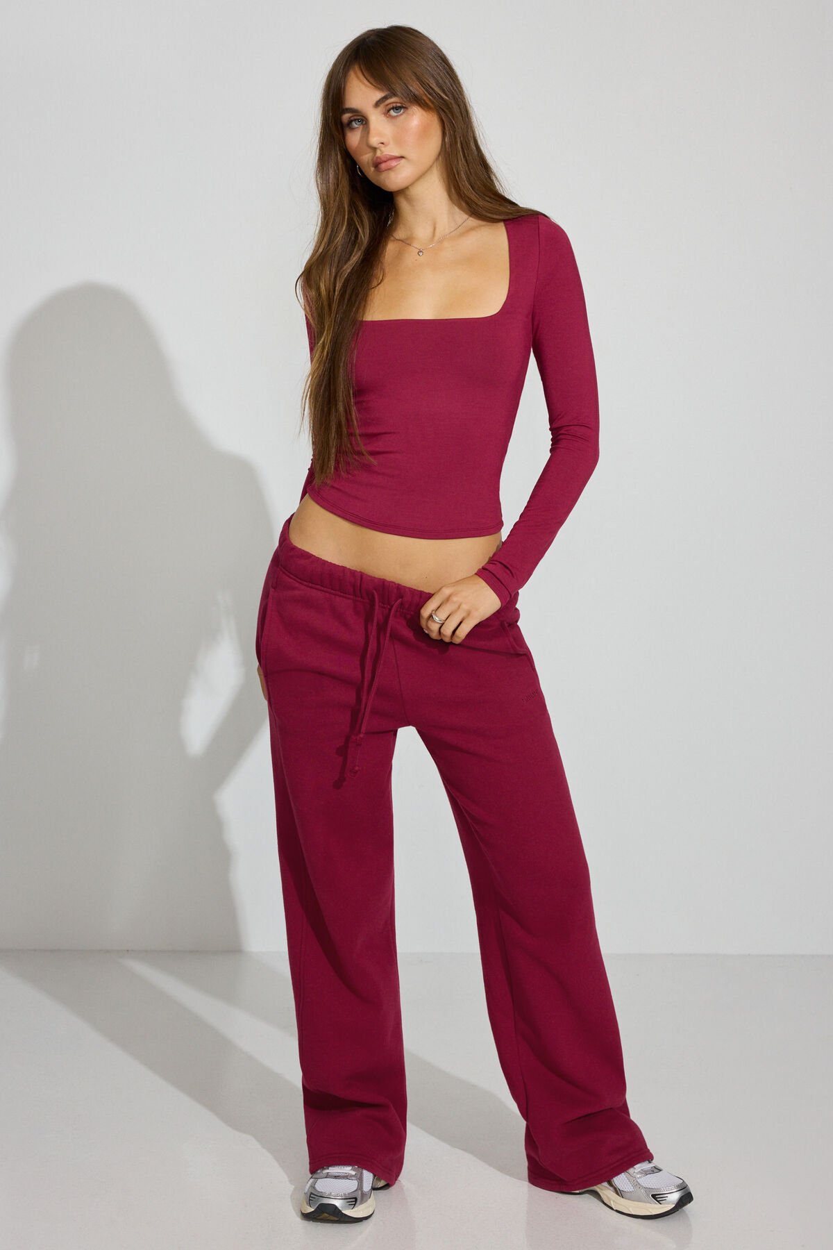 100100895_8AG_alt1_1920x2880