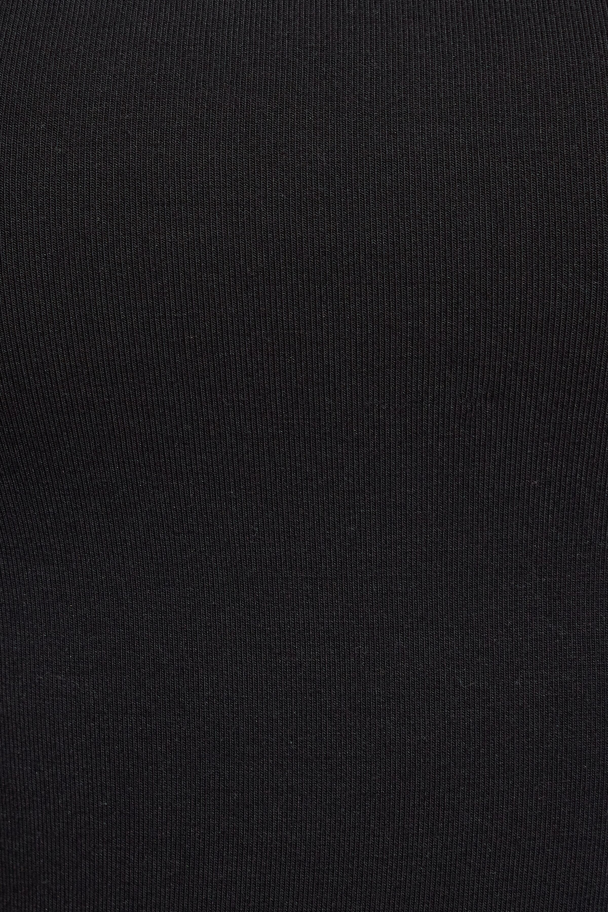 100100921_06V_alt3_1920x2880