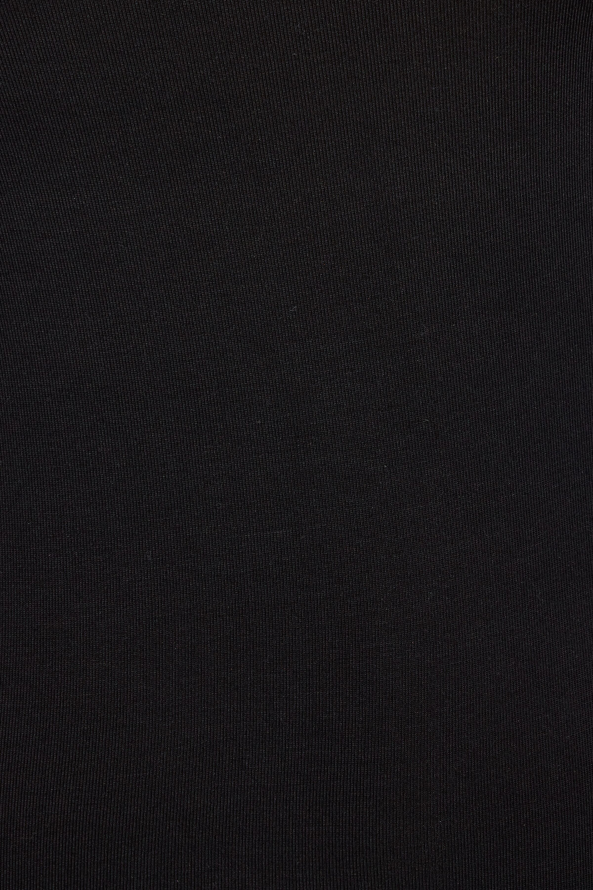 100101038_06V_alt3_1920x2880-3