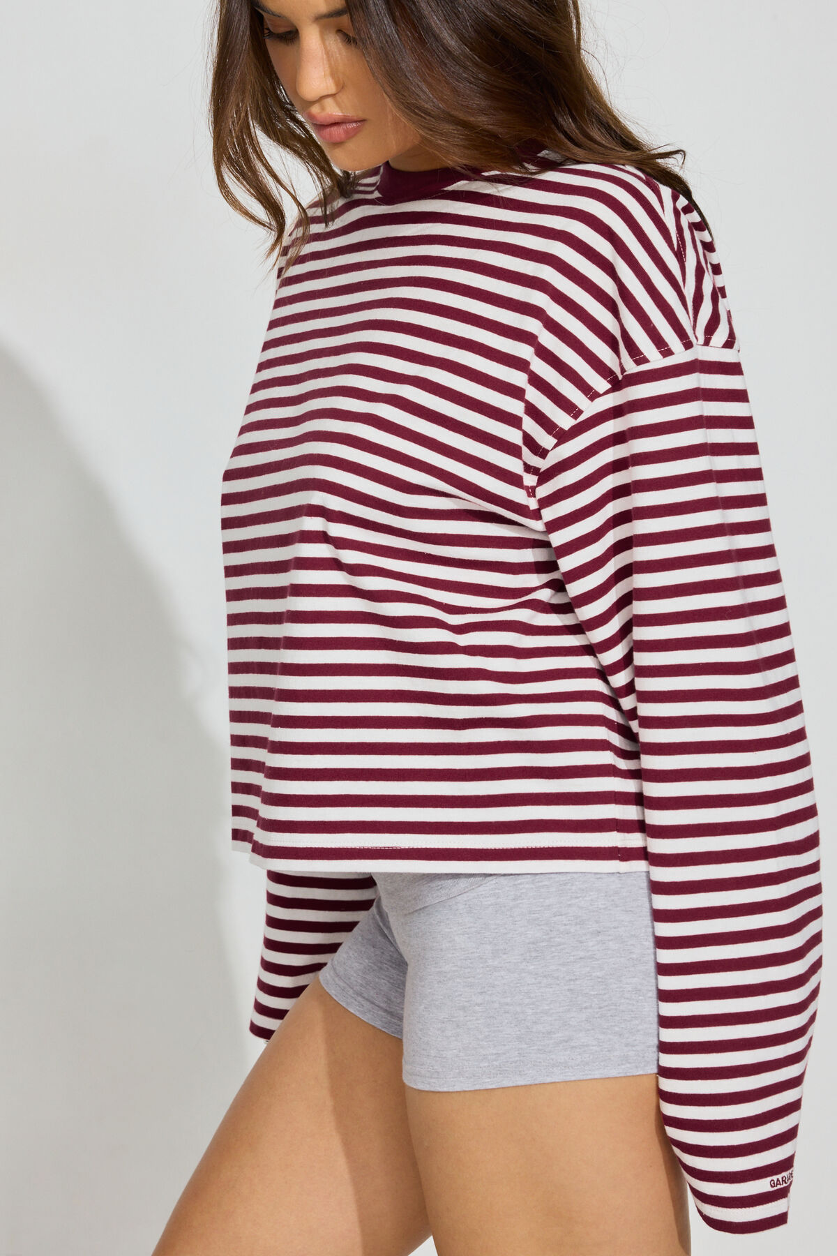 100102661_8GS_alt1_1920x2880-3