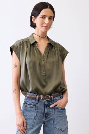 Endless Days Croc Belt